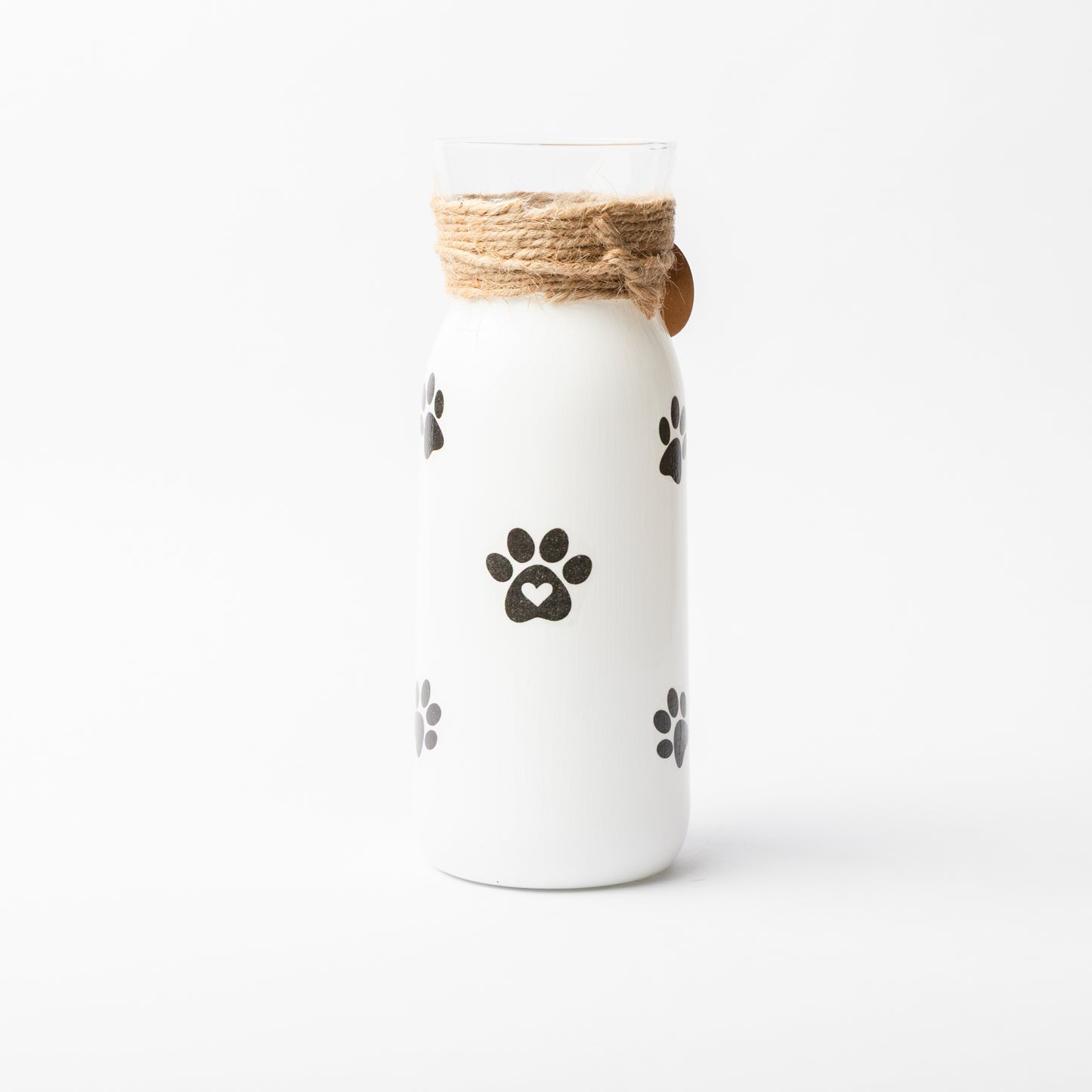 Black Labrador glass vase