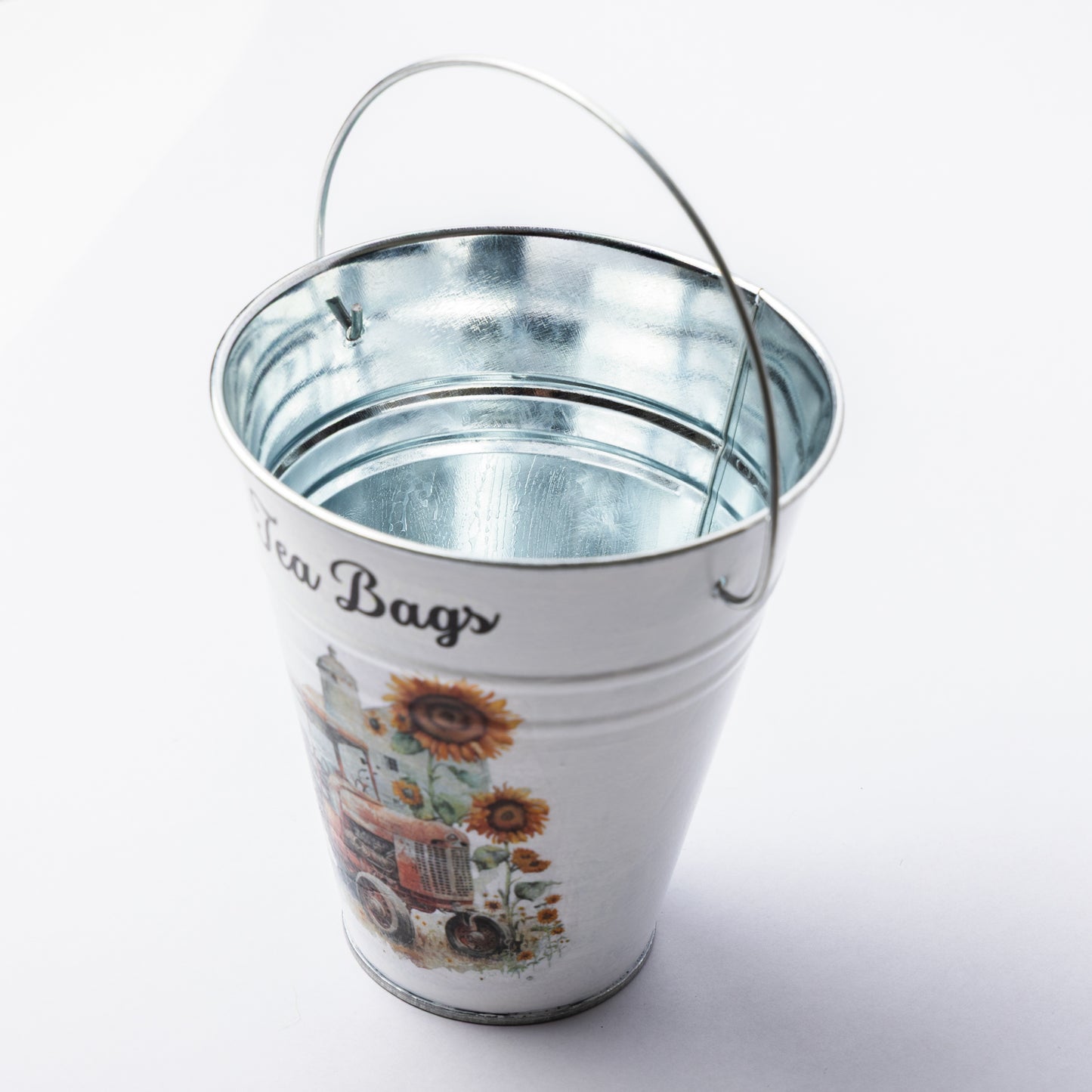 Tractor tea bag metal bucket